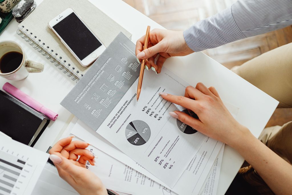 Domina los Fundamentos del Marketing Digital: Estrategias Esenciales para el Éxito en 2024